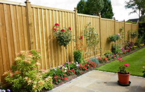 Timber Fencing Joiners Stirling: Hillhead Joiners